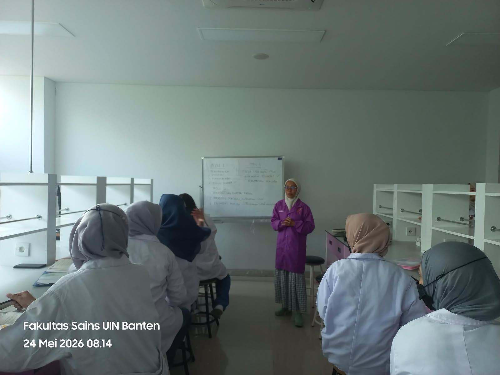 Praktikum Mahasiswa